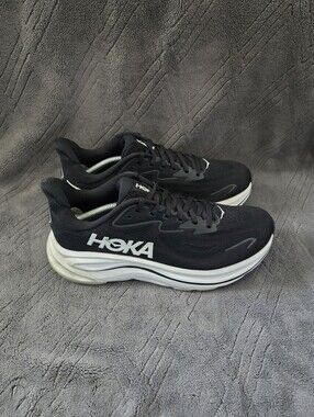 Hoka One One Clifton 10 Running Shoes Womens Sz 9.5 Athletic Sneakers Trainers.